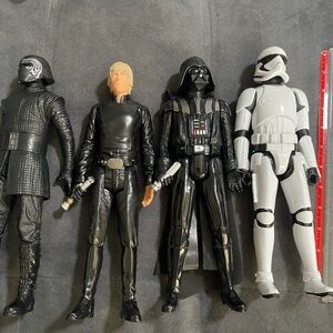 Storm Trooper / Dark Vader/ Luke Skywalker / Kyle Ren